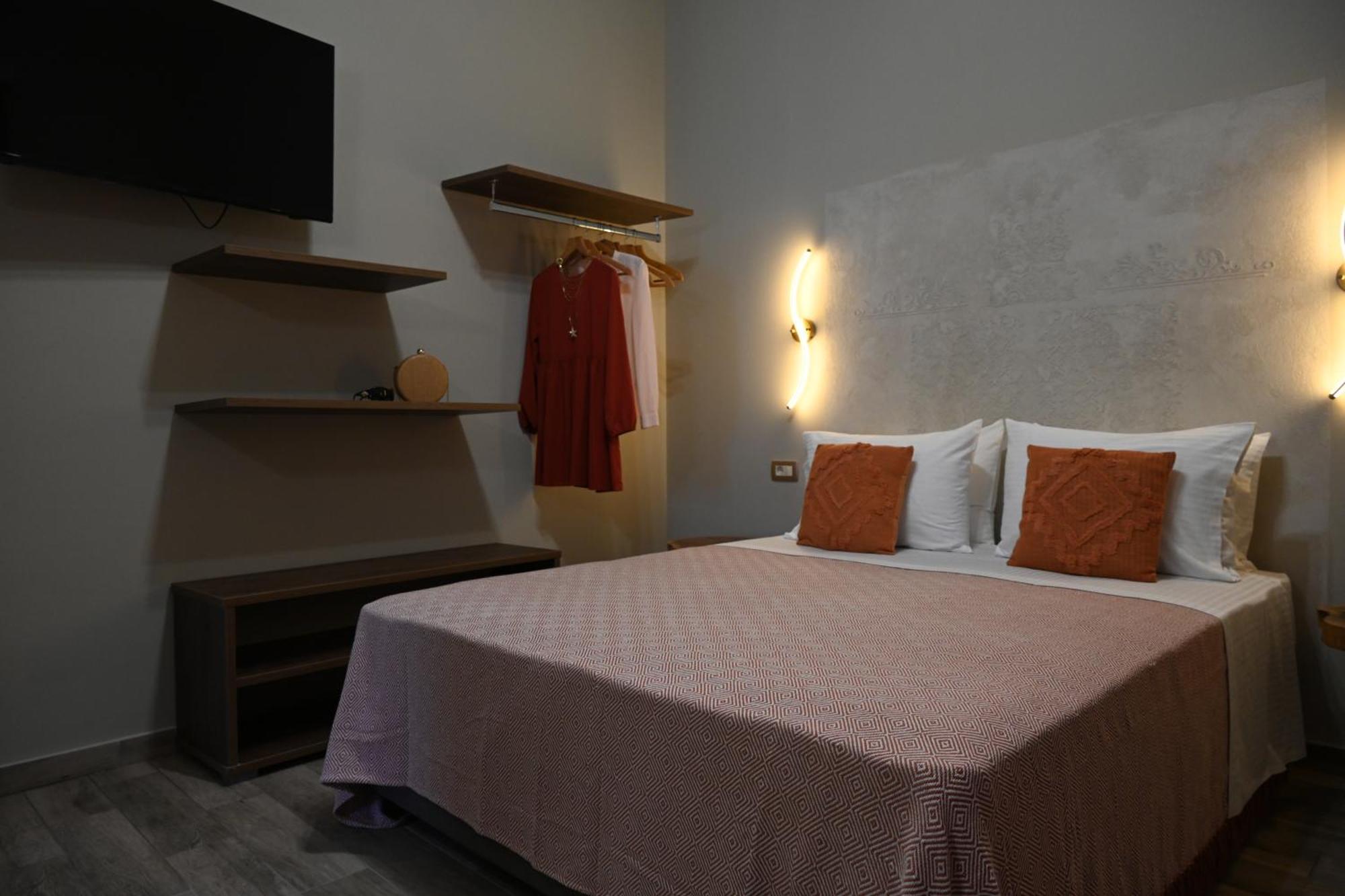 Vivis Hub Aparthotel Аргостолион Екстериор снимка
